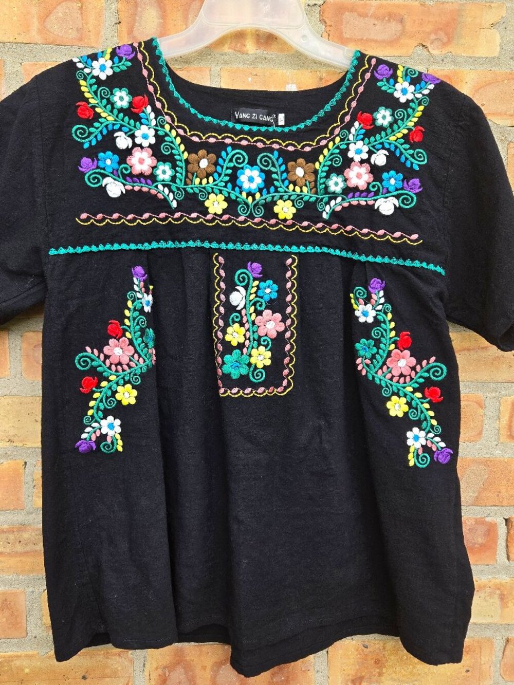 Embroiderd Boho Top